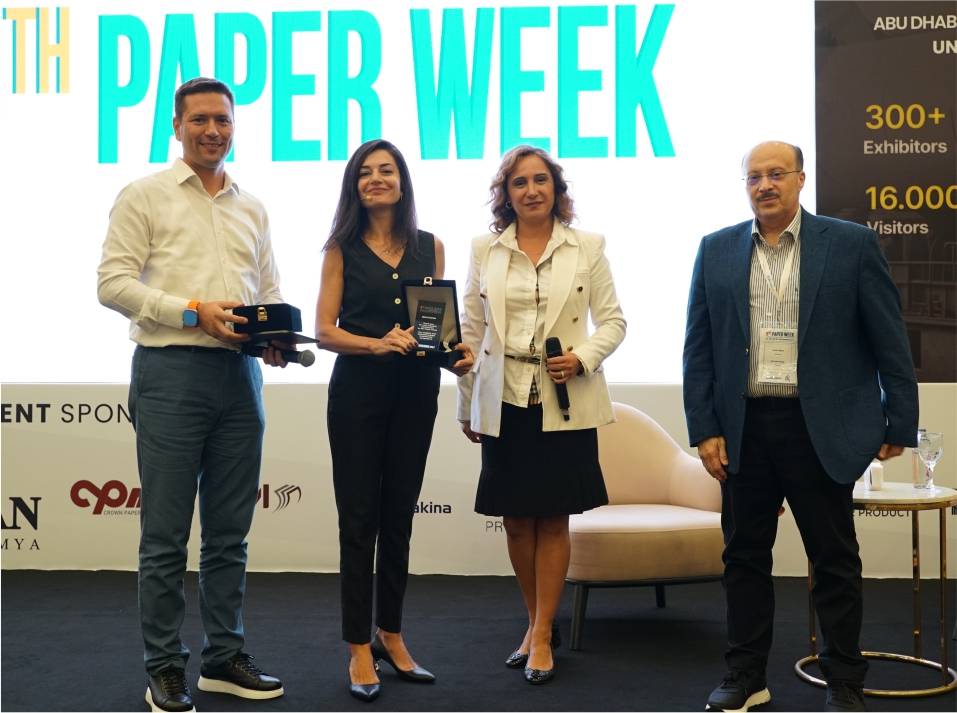 9. Paper Week Sempozyumundaydık